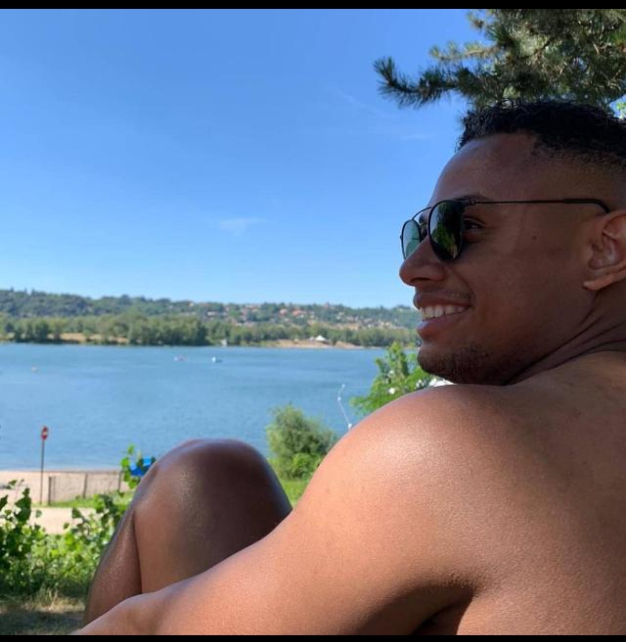 Profil de Bouziane, 33 ans, Rencontre Gay France à Périgny