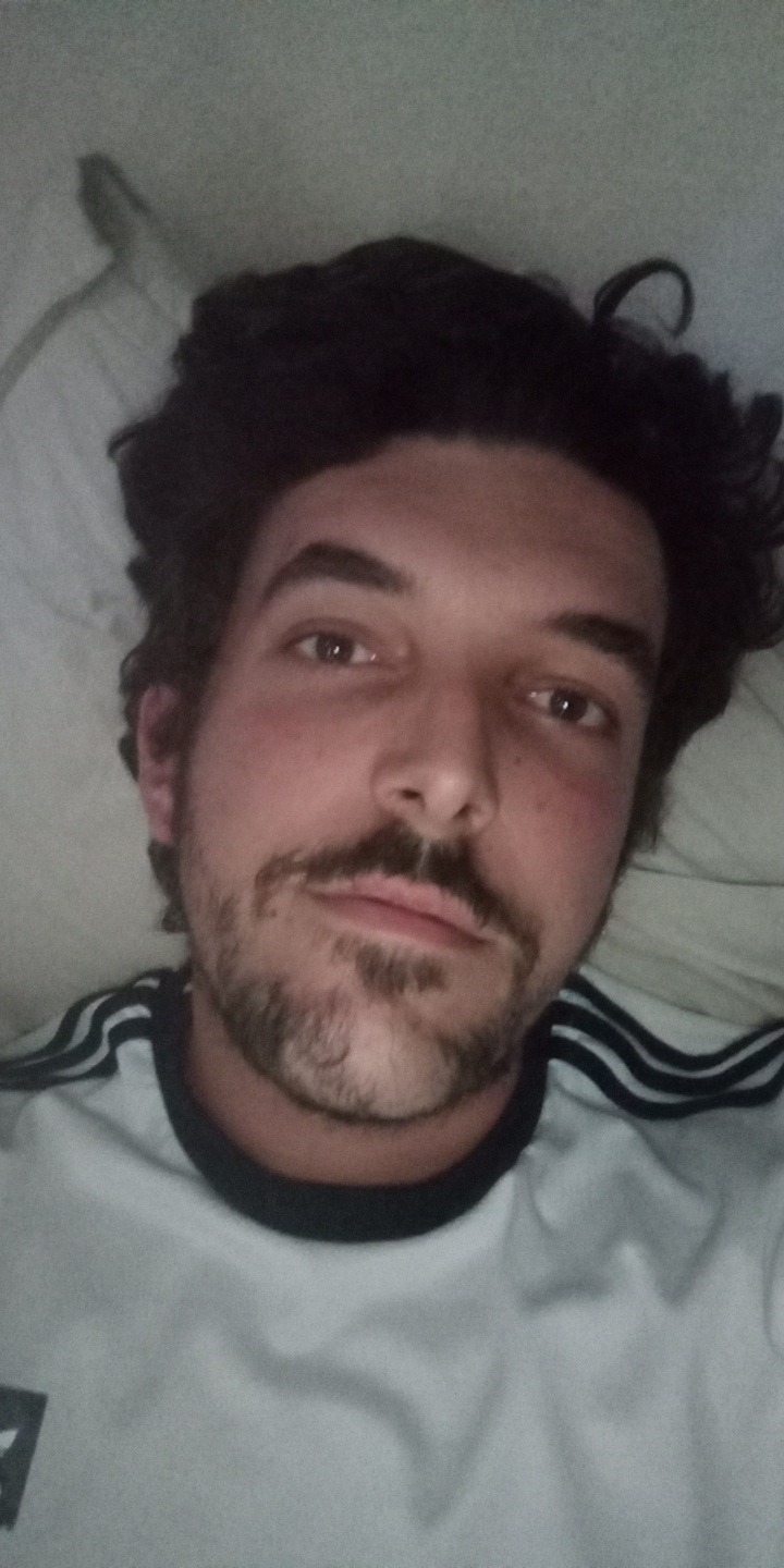 Profil de Hadil, 27 ans, Rencontre Gay France à Loubressac
