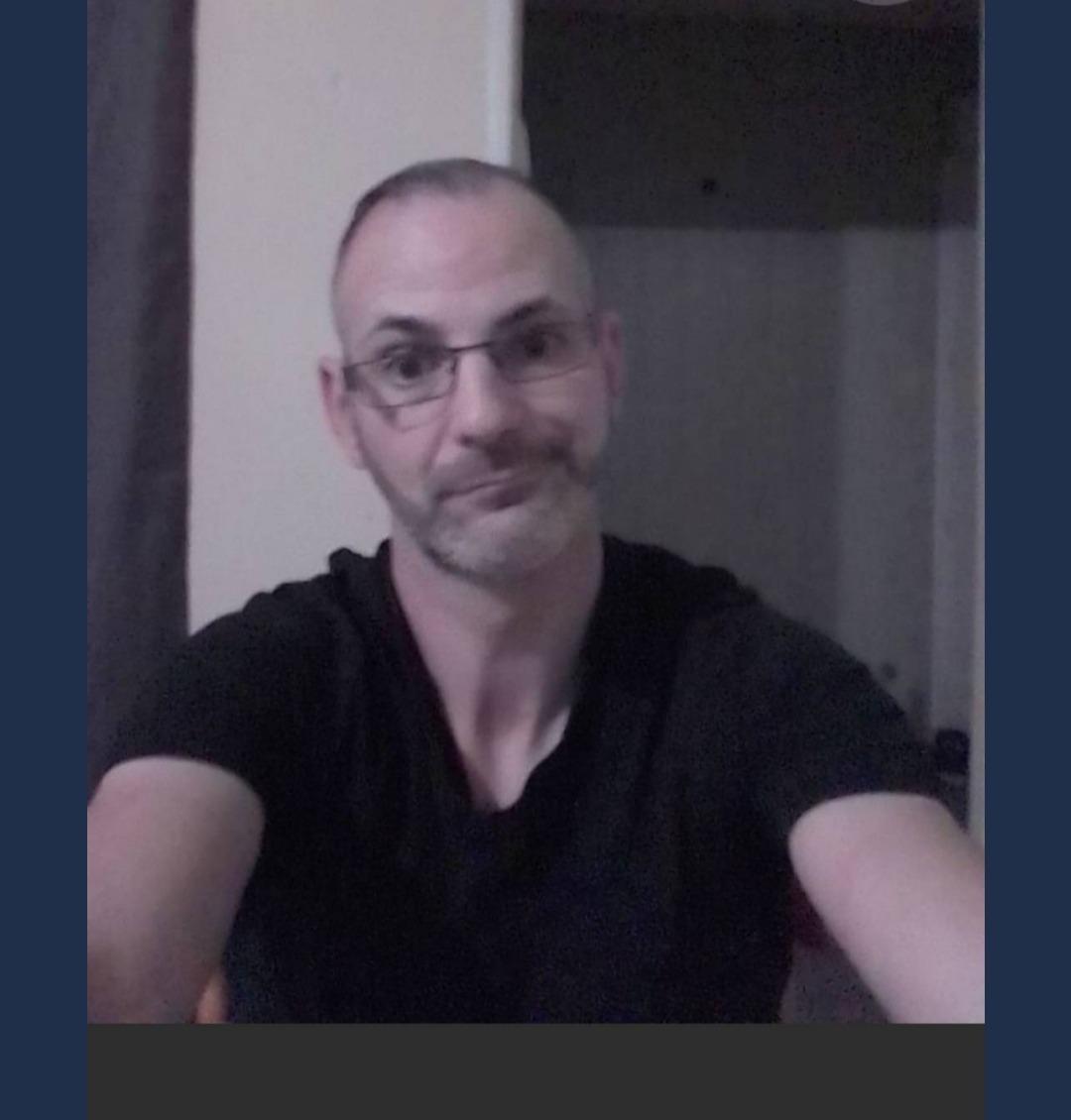 Profil de Aksel, 47 ans, Rencontre Gay France à Torpes