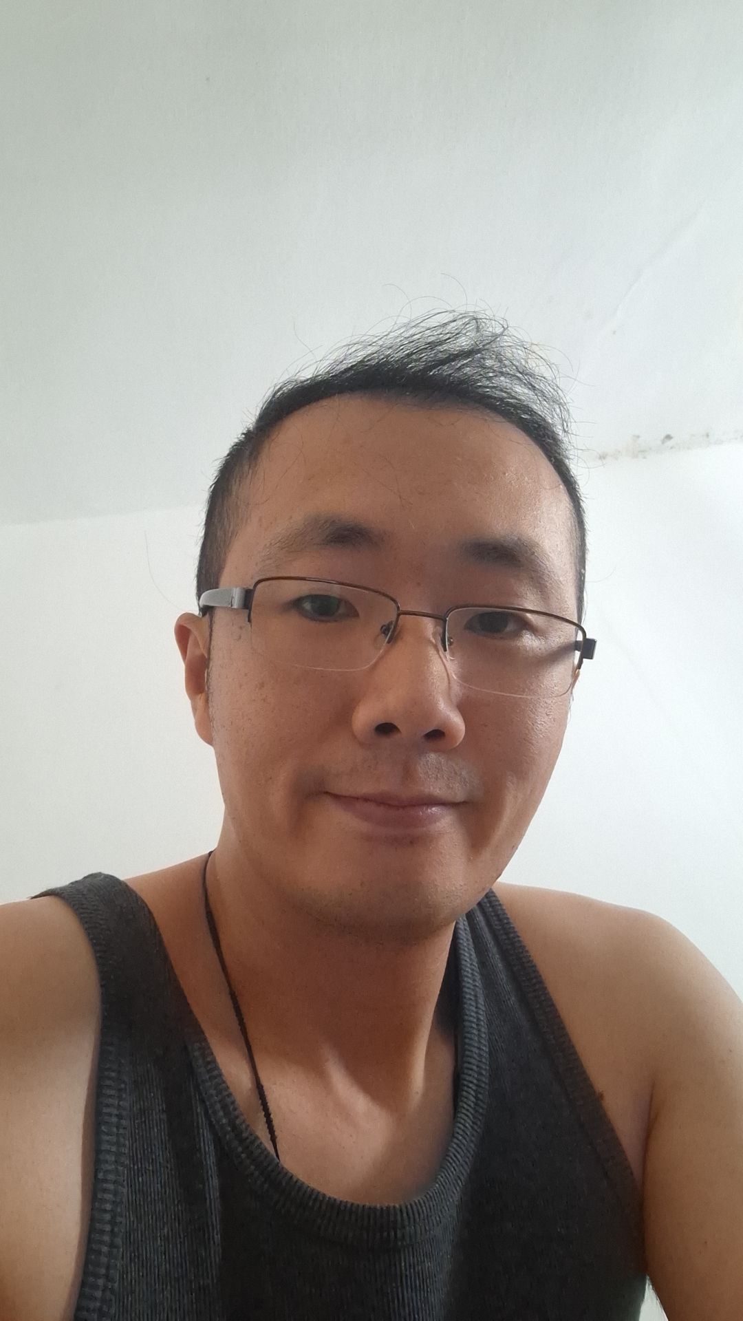 Profil de Keo, 38 ans, Rencontre Gay France à Cherves-Châtelars
