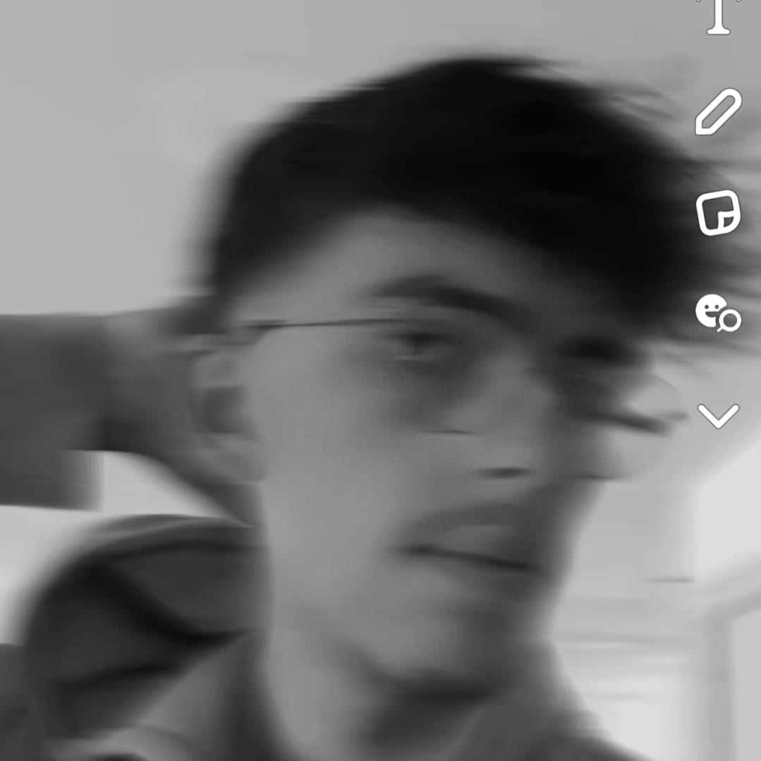 Profil de Mohcene, 23 ans, Rencontre Gay France à Glatigny