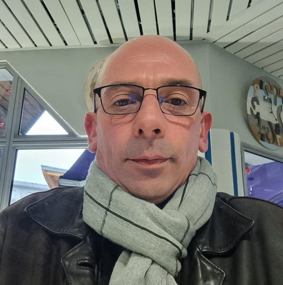 Profil de Manoa, 49 ans, Rencontre Gay France à Brindas
