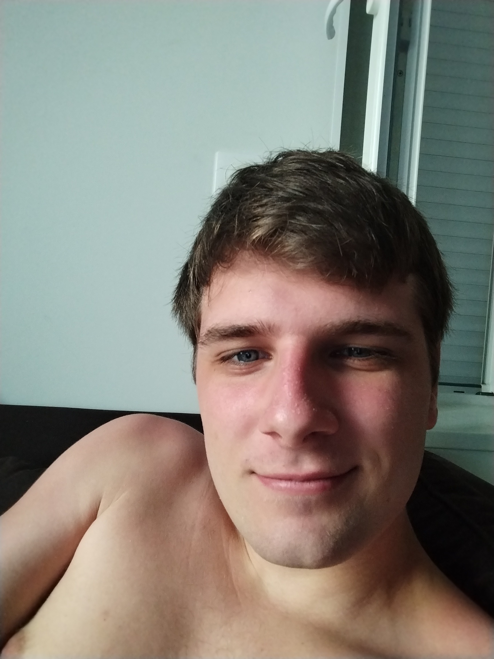 Profil de Pino, 24 ans, Rencontre Gay France à Canté