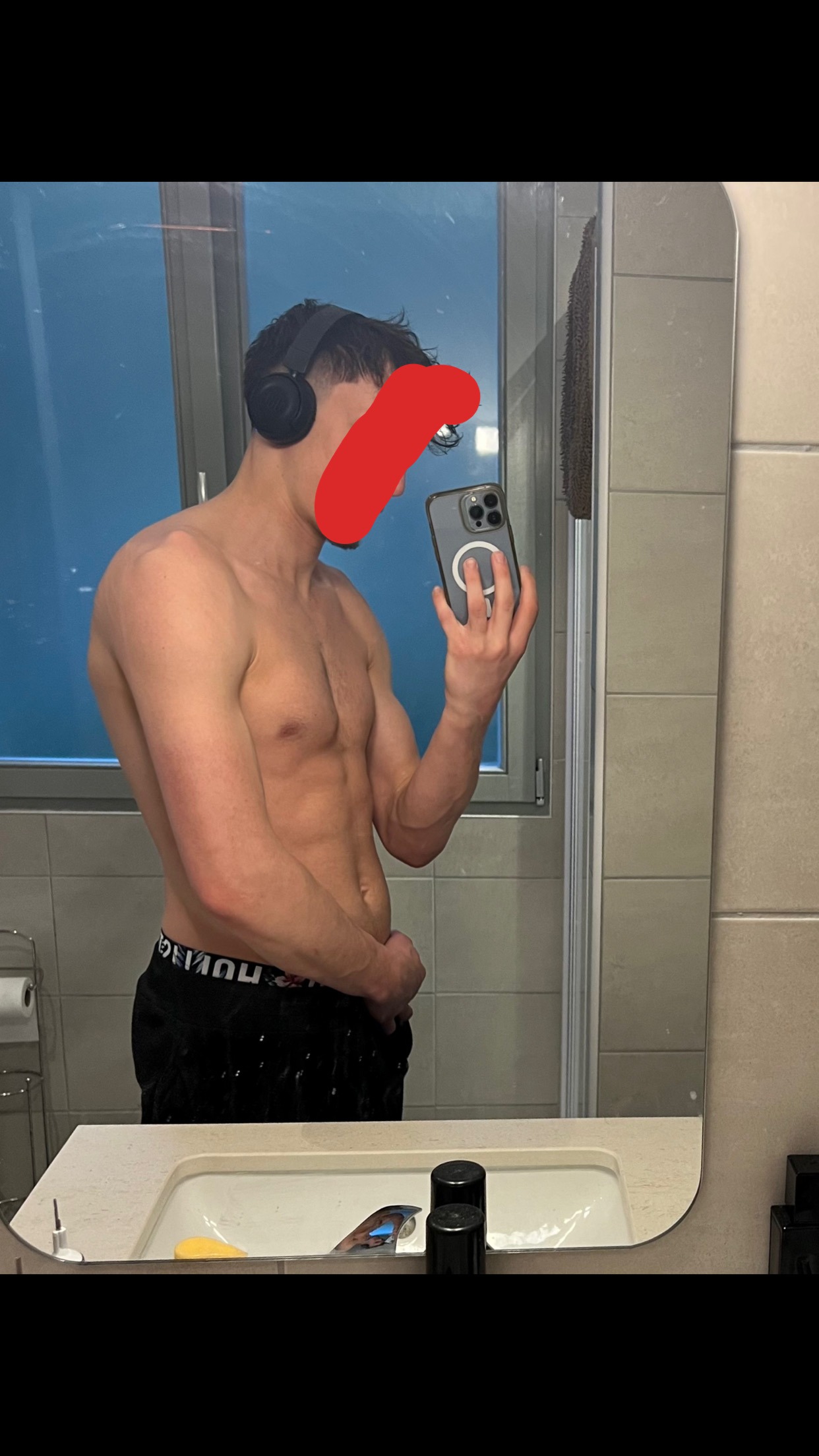 Profil de Kiliam, 23 ans, Rencontre Gay France à Saint-Pardoult