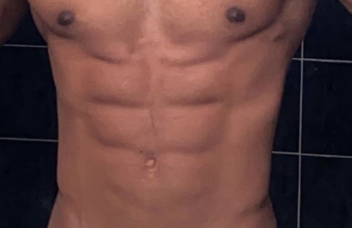 Profil de Adil, 20 ans, Rencontre Gay France à Chéry