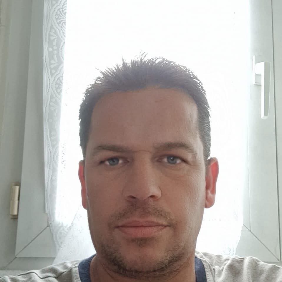 Profil de Janel, 48 ans, Rencontre Gay France à Marac