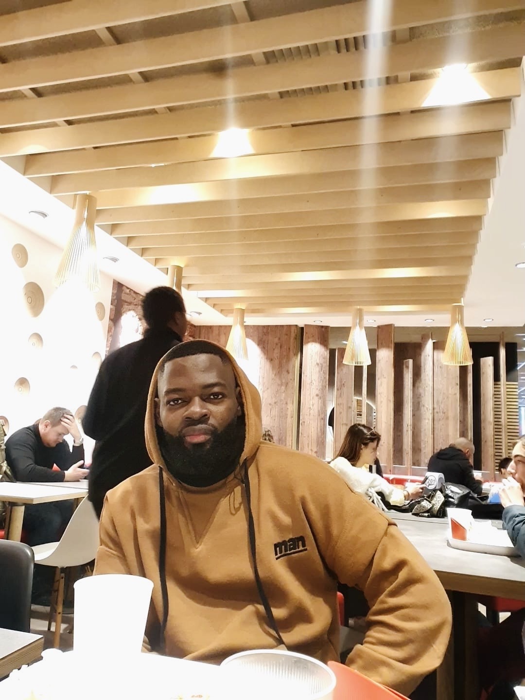Profil de Louis-charles, 33 ans, Rencontre Gay France à Avène