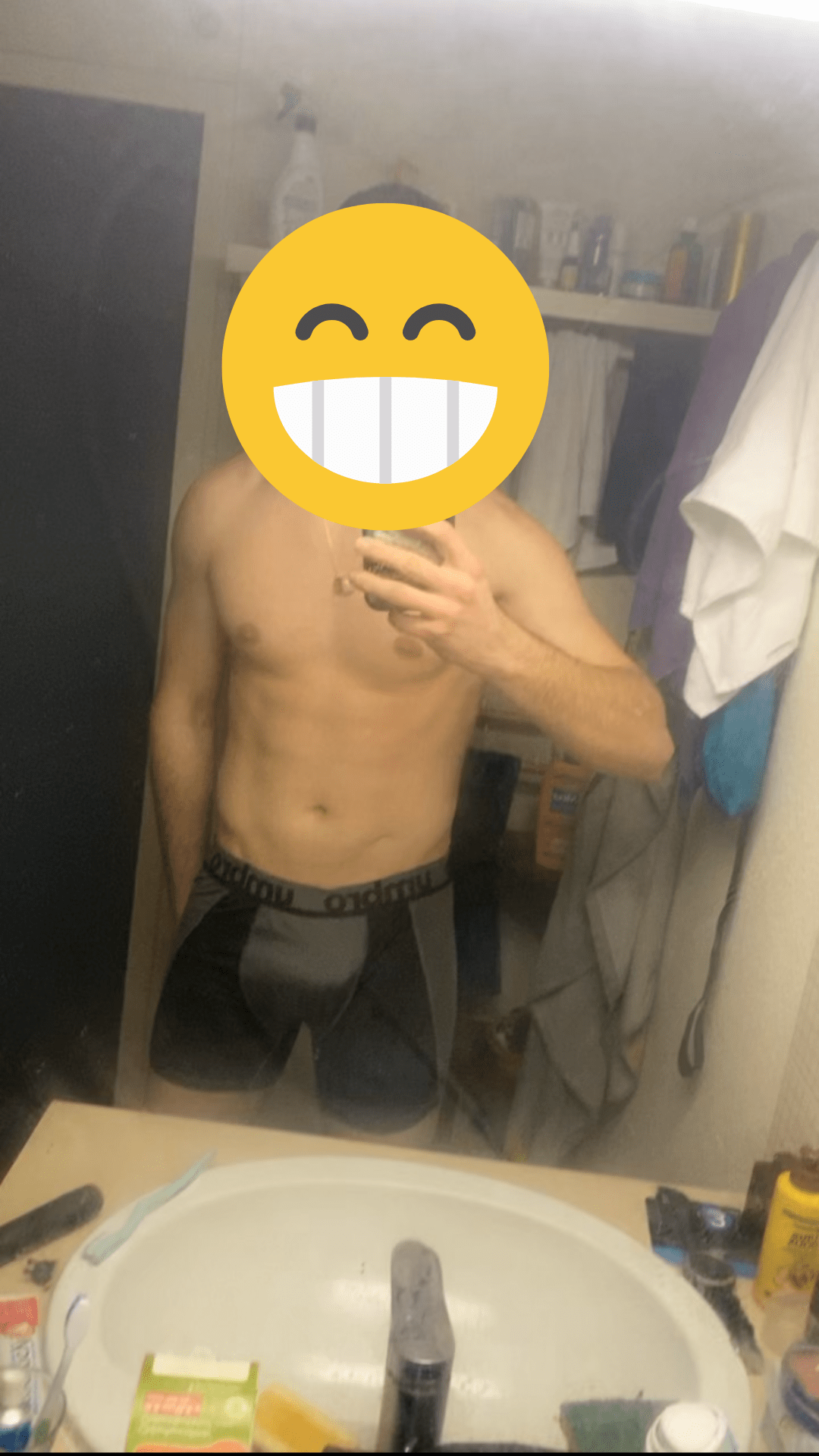 Profil de Eladio, 23 ans, Rencontre Gay France à Congrier
