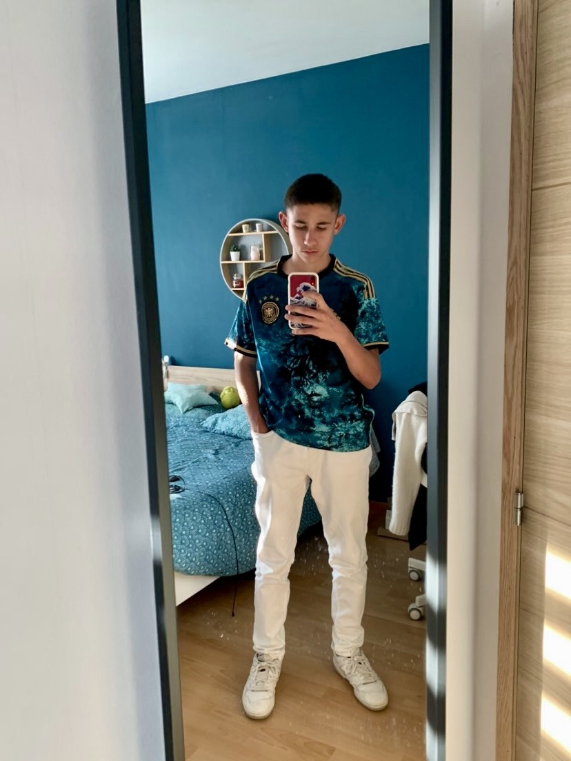 Profil de Cyan, 24 ans, Rencontre Gay France à Périgny