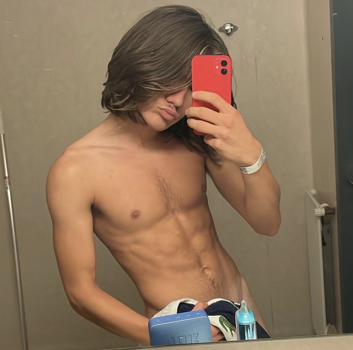 Profil de Rafik, 21 ans, Rencontre Gay France à Arcon