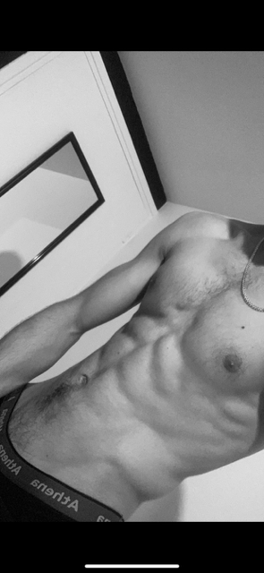 Profil de Hamid, 24 ans, Rencontre Gay France à Saint-Pardoult