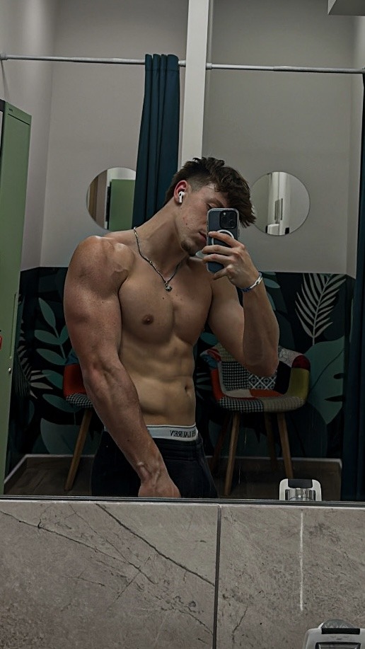 Profil de Martin, 19 ans, Rencontre Gay France à Brassac