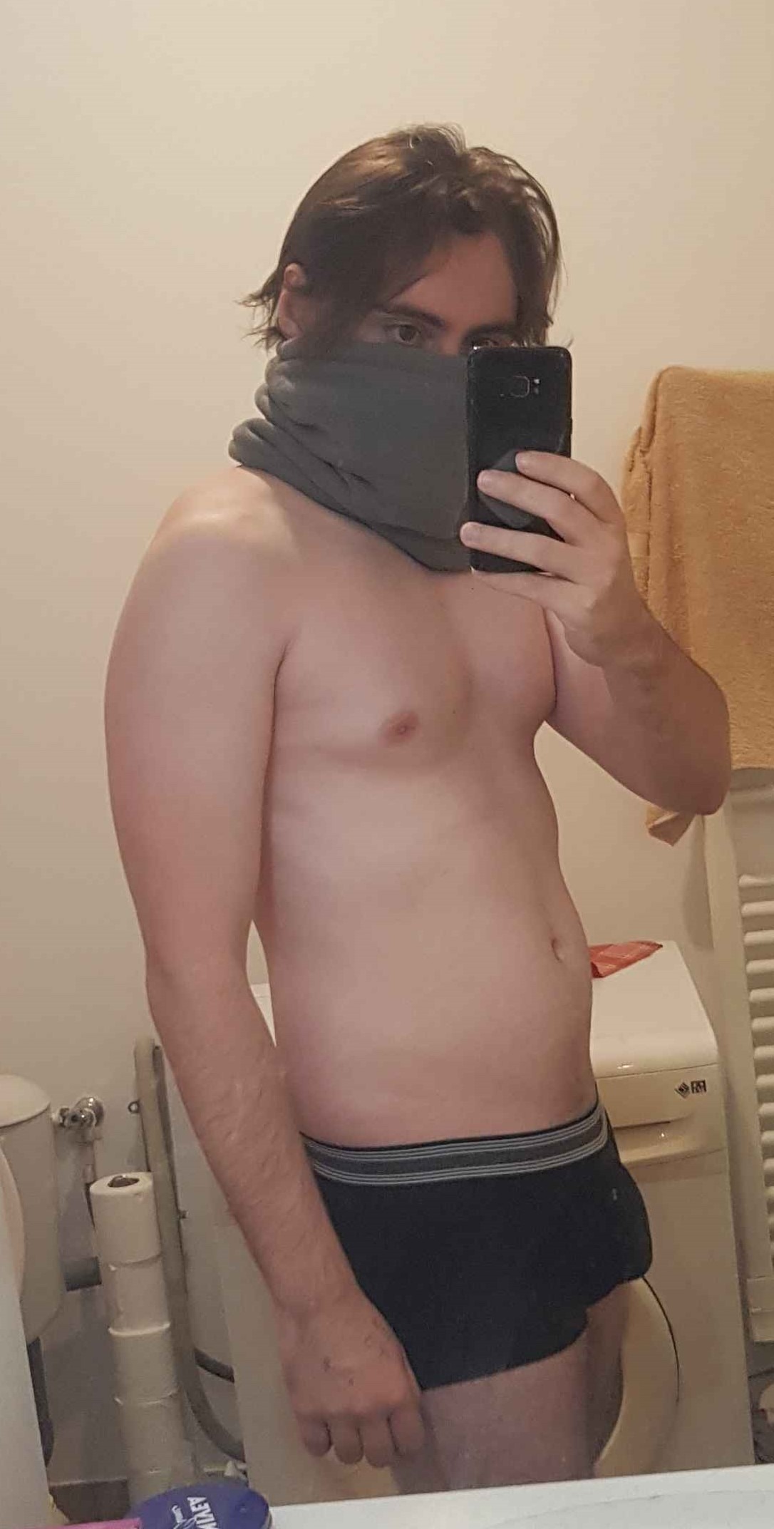 Profil de Iliass, 24 ans, Rencontre Gay France à Authou
