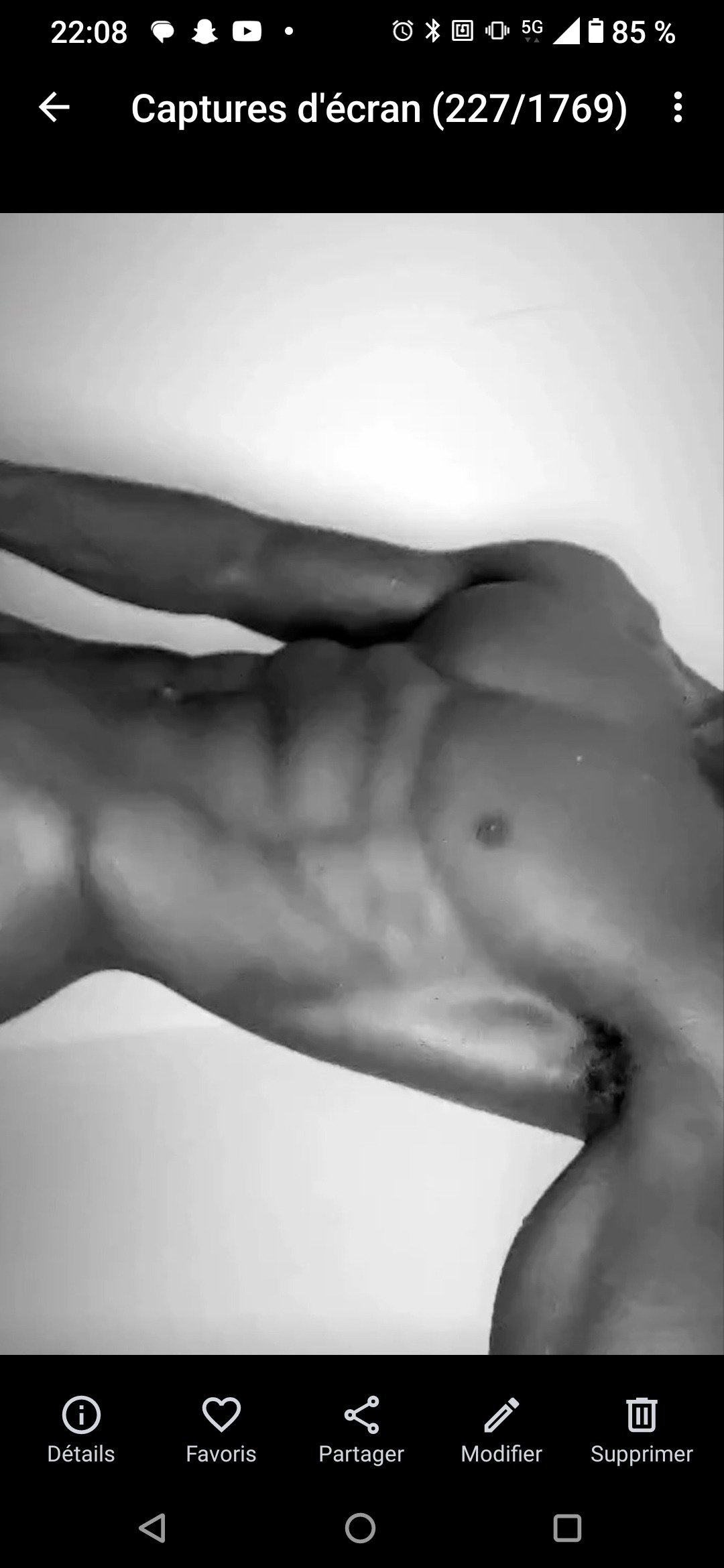 Profil de Loqmane, 22 ans, Rencontre Gay France à Clansayes
