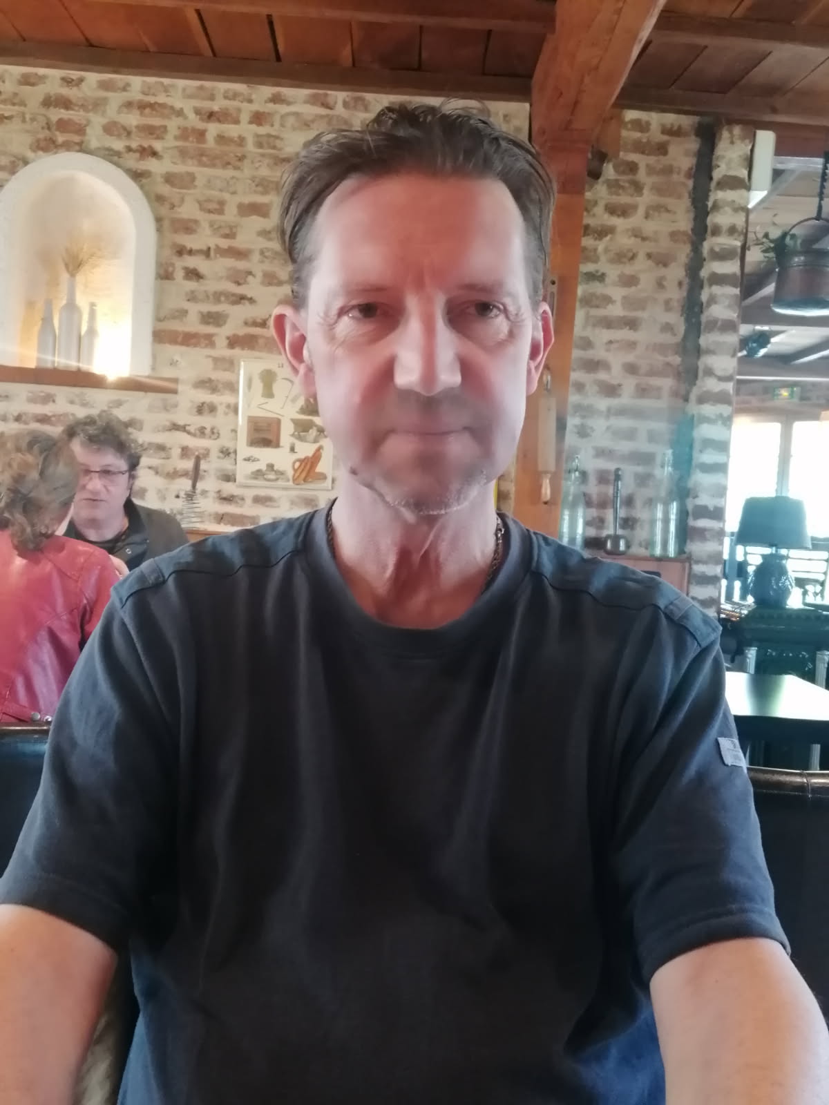 Profil de Ossama, 55 ans, Rencontre Gay France à Bosrobert