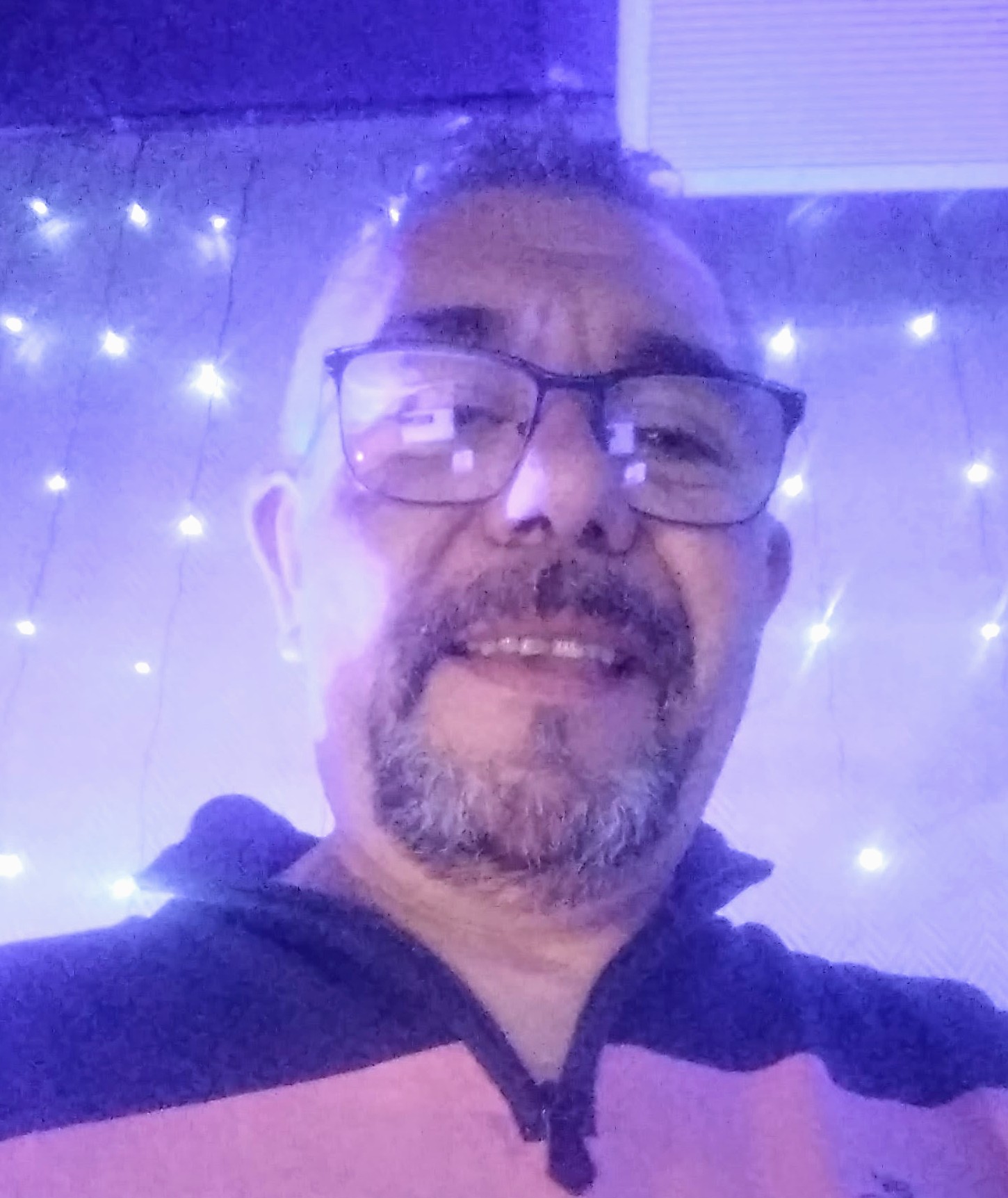 Profil de Neyl, 55 ans, Rencontre Gay France à Saint-Marcel