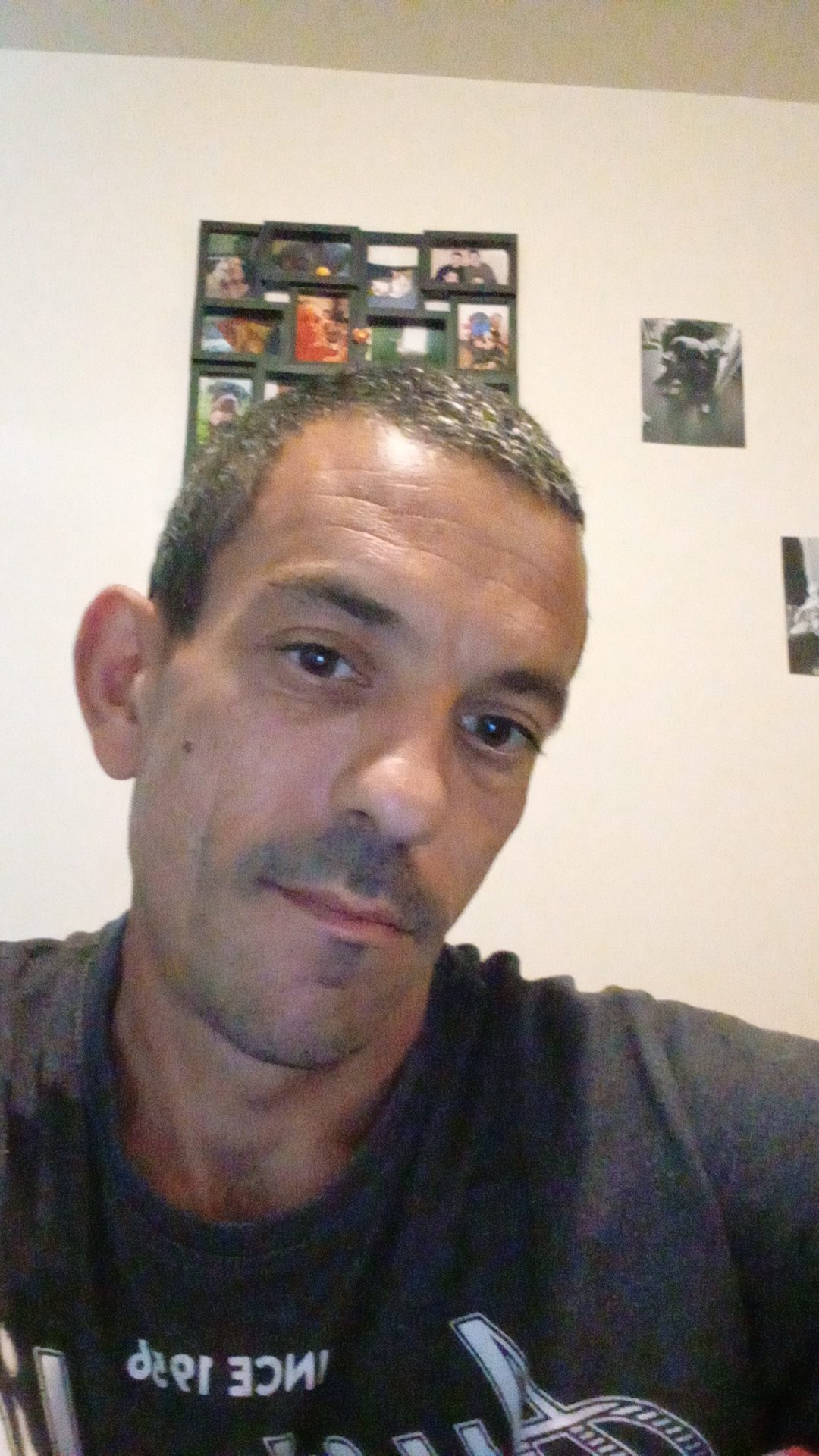 Profil de Désiré, 38 ans, Rencontre Gay France à Beugnon