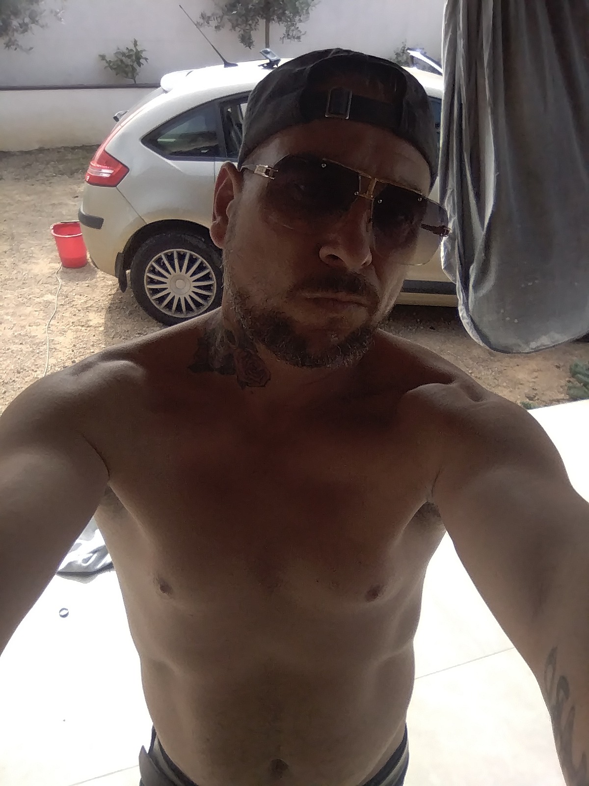 Profil de Zarko, 40 ans, Rencontre Gay France à Hérisson
