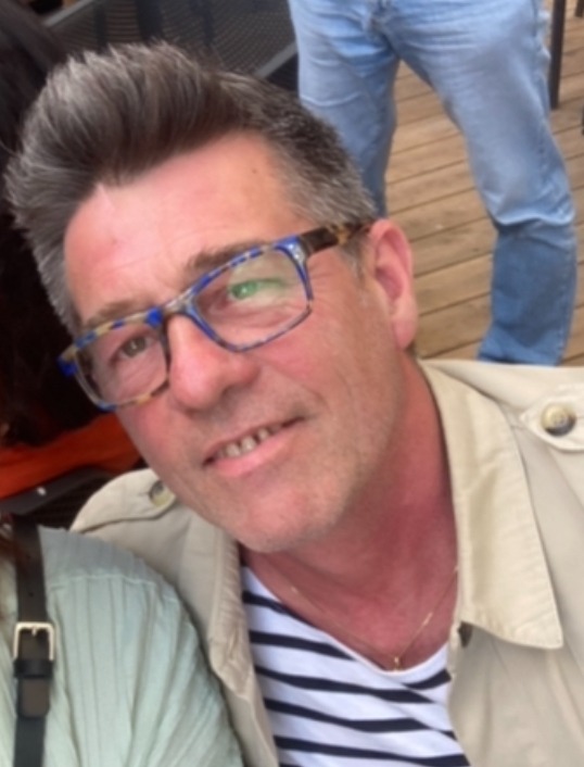 Profil de Abderahman, 54 ans, Rencontre Gay France à Challex
