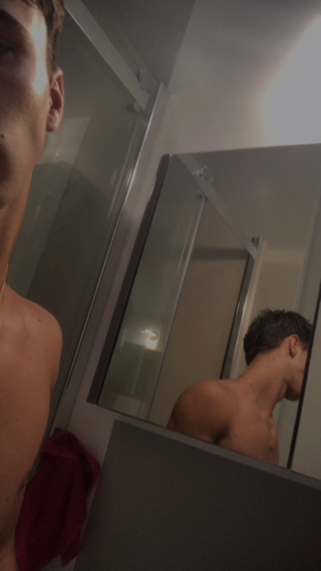 Profil de Baudouin, 19 ans, Rencontre Gay France à Périgny