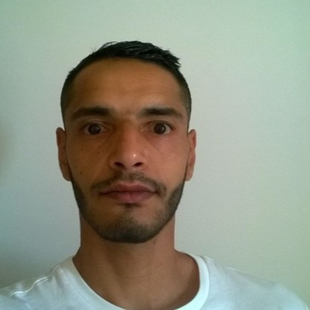 Profil de Ata, 37 ans, Rencontre Gay France à Courgeac