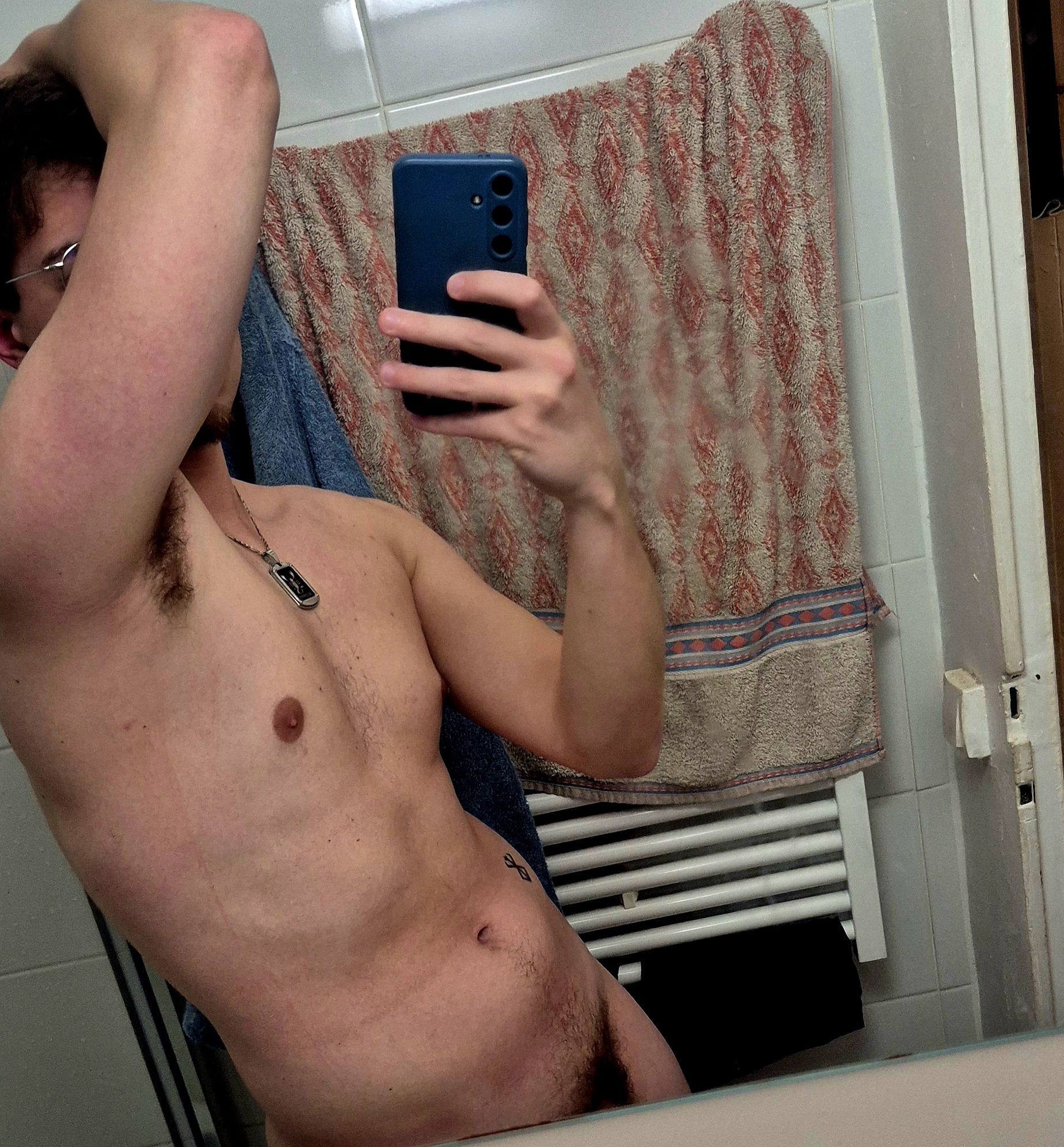 Profil de Lenni, 25 ans, Rencontre Gay France à Boubiers