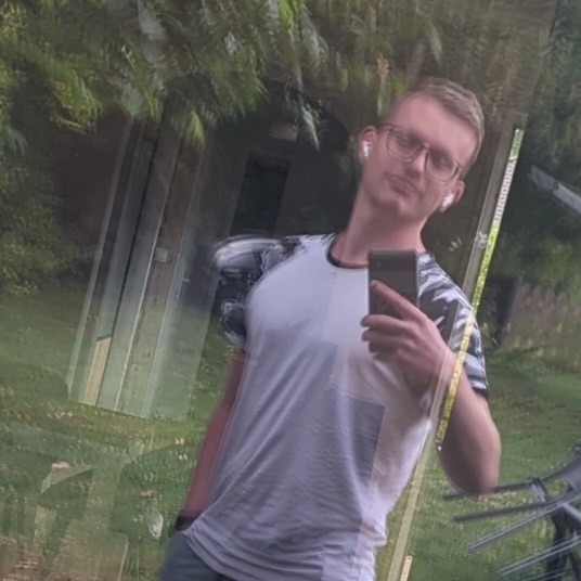Profil de Nayl, 25 ans, Rencontre Gay France à Brenouille