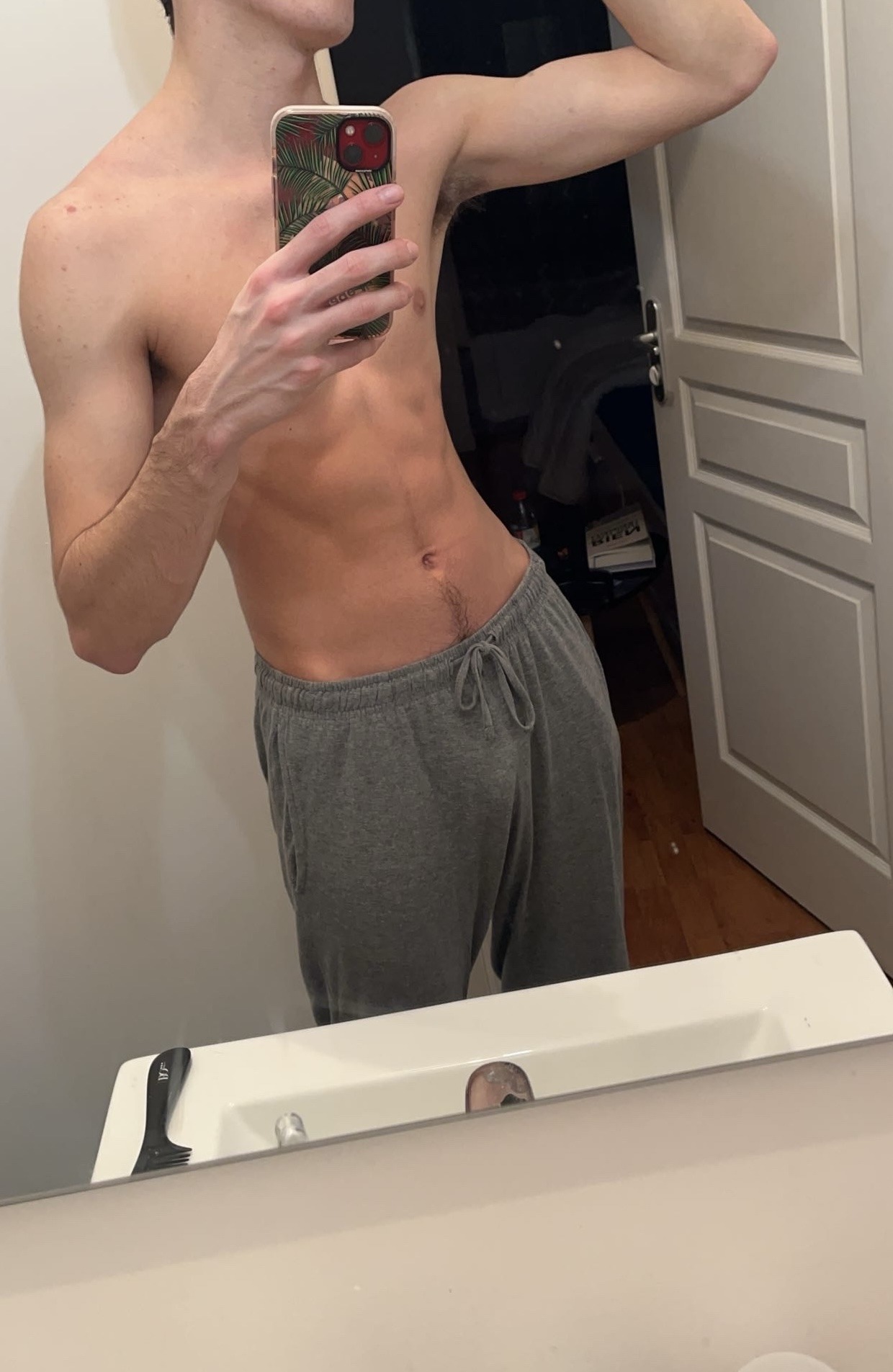 Profil de Keywan, 25 ans, Rencontre Gay France à Breteuil