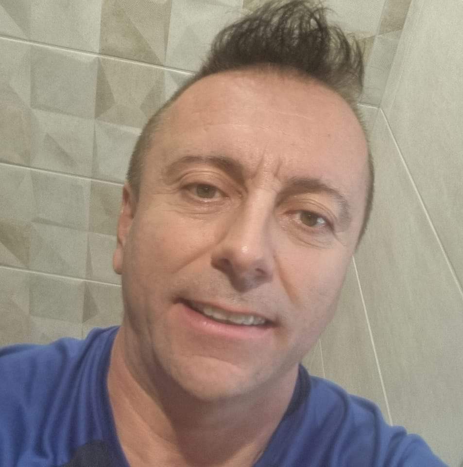 Profil de Umut, 55 ans, Rencontre Gay France à Saint-Barthélemy-de-Bellegarde