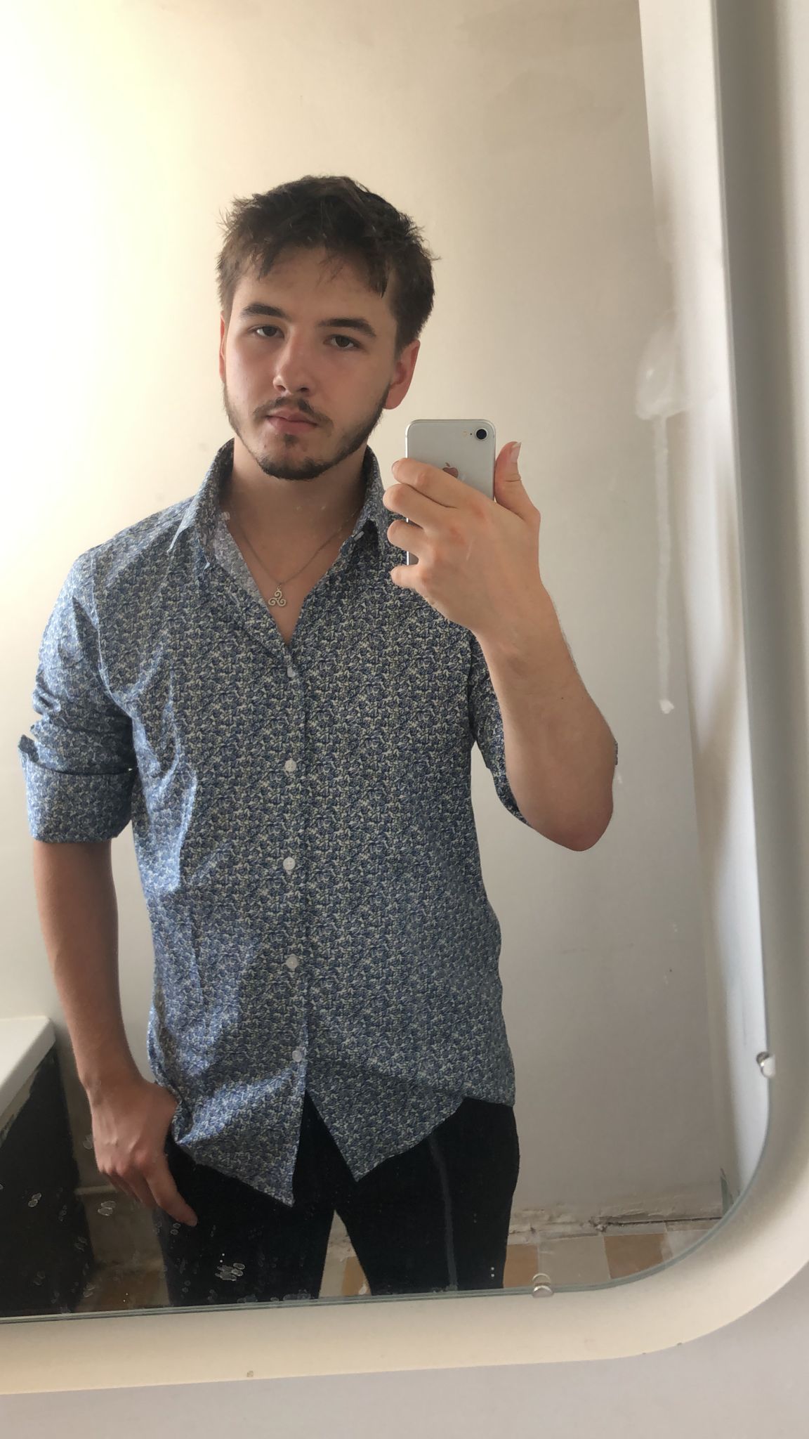 Profil de Firasse, 18 ans, Rencontre Gay France à Noircourt