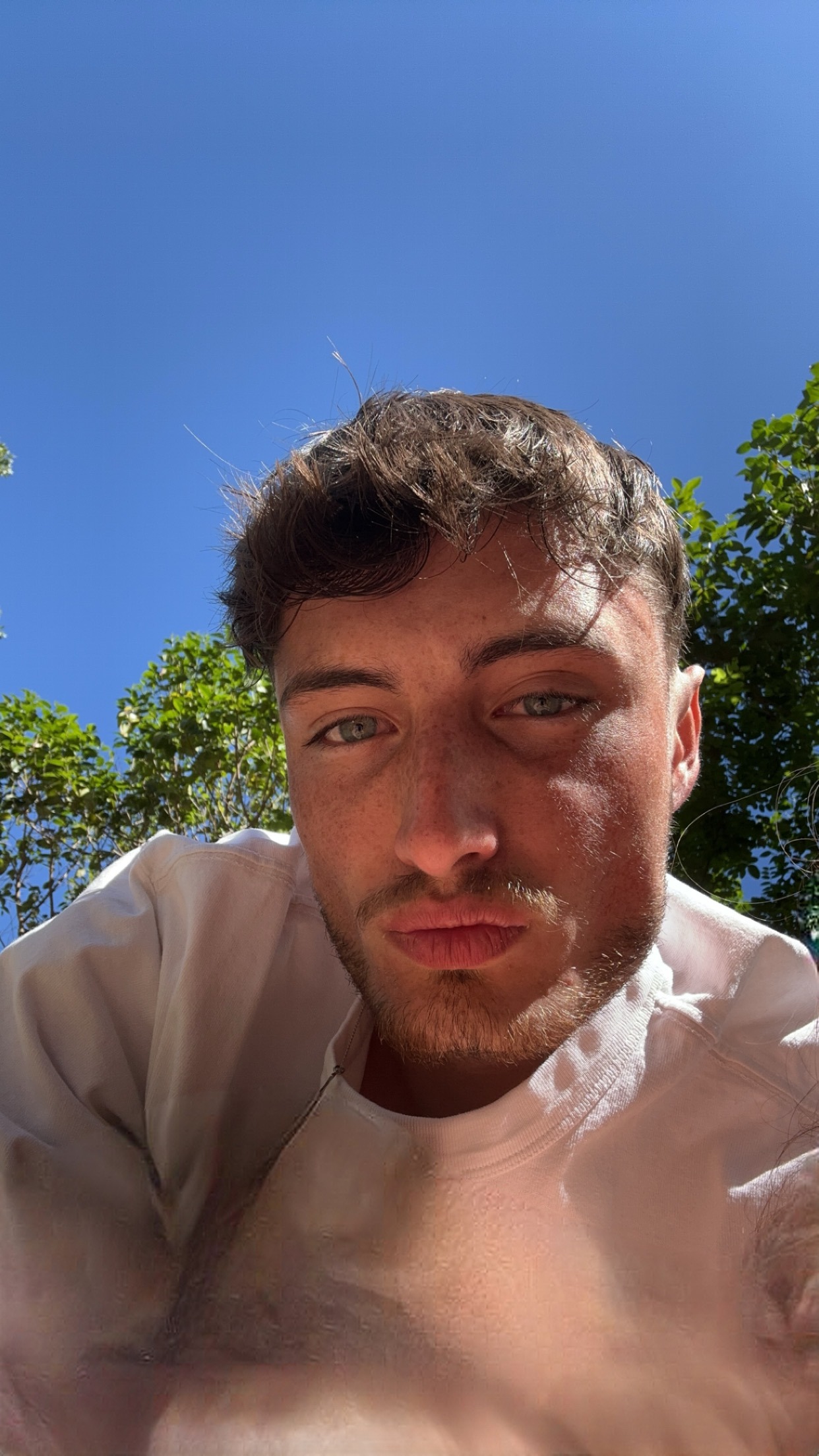 Profil de Ron, 24 ans, Rencontre Gay France à Feuges