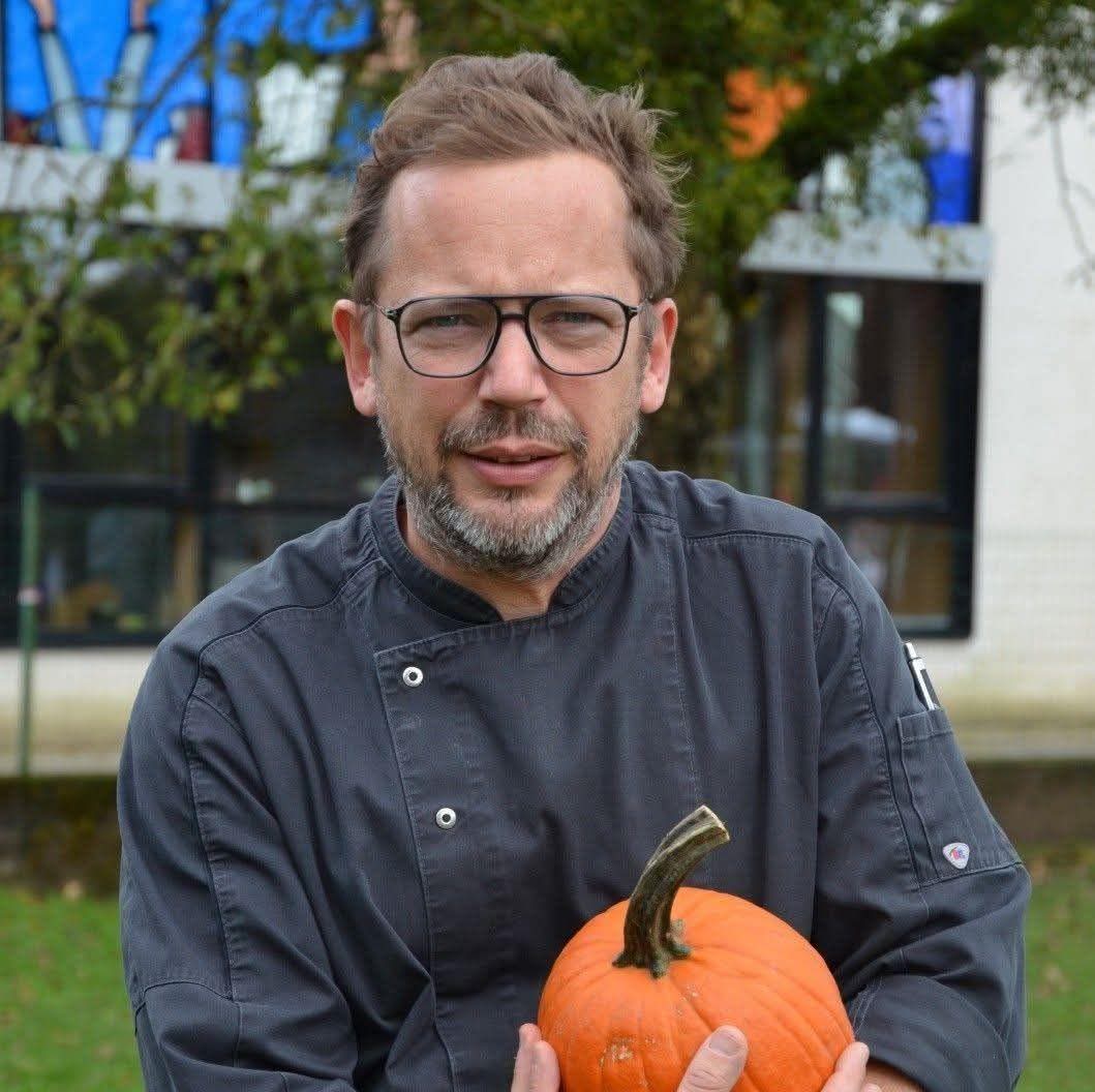 Profil de Ohan, 45 ans, Rencontre Gay France à Espins