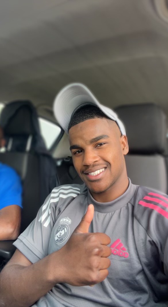 Profil de Kemal, 20 ans, Rencontre Gay France à Moustoir-Ac