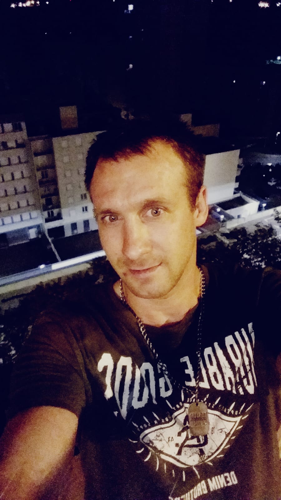 Profil de Alperen, 37 ans, Rencontre Gay France à Lescheroux