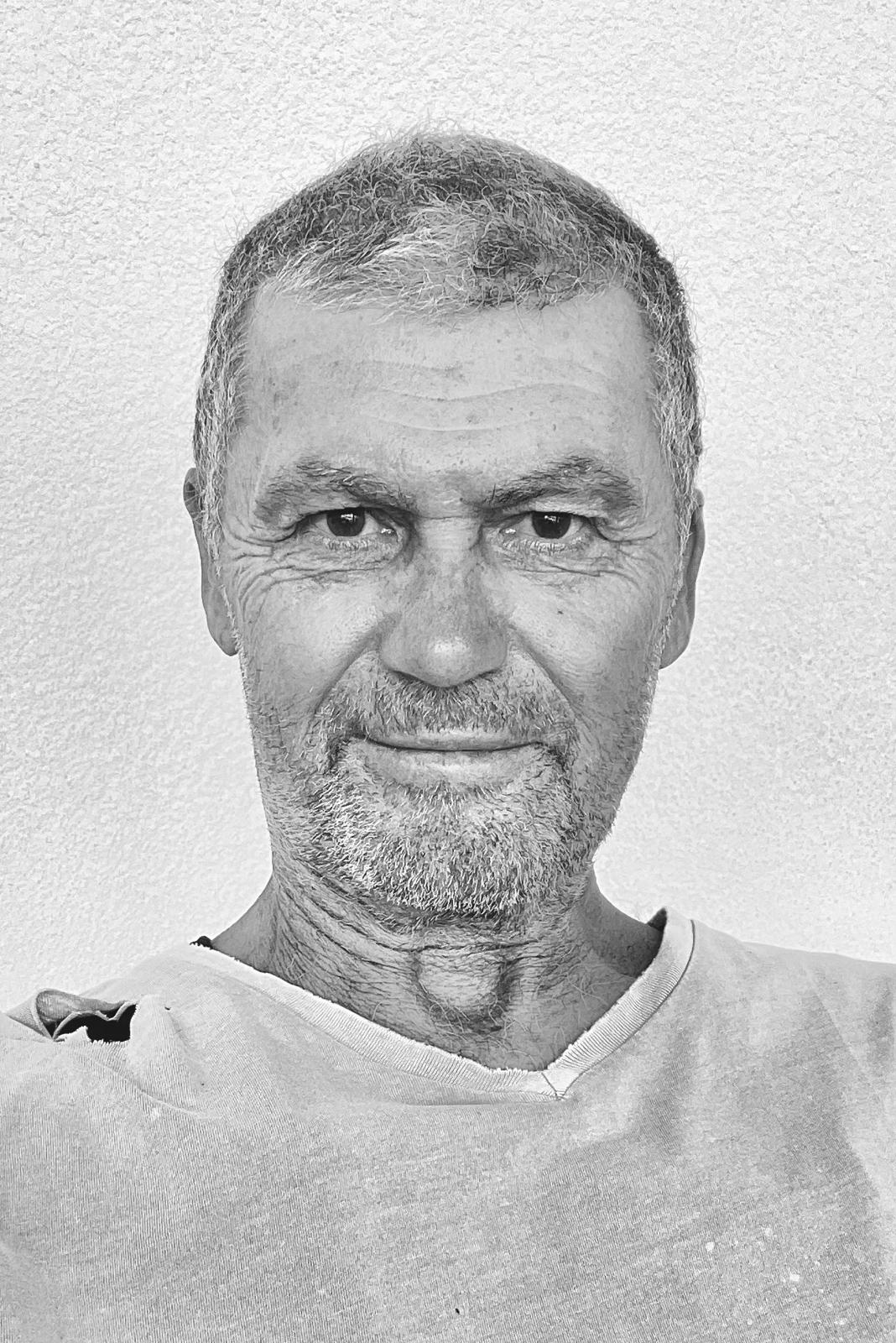 Profil de Brian, 55 ans, Rencontre Gay France à Dampierre
