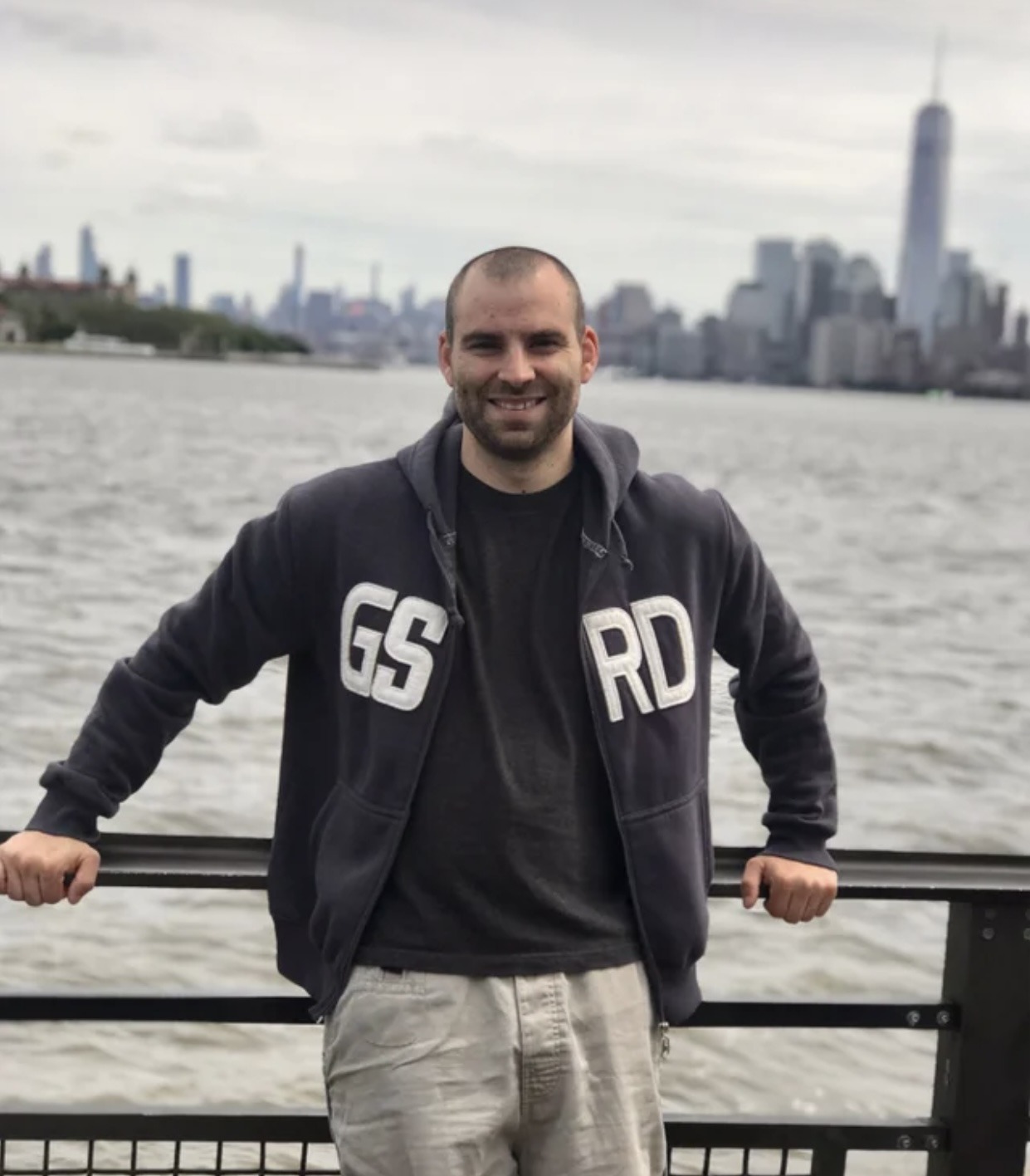 Profil de Reis, 35 ans, Rencontre Gay France à Varaize
