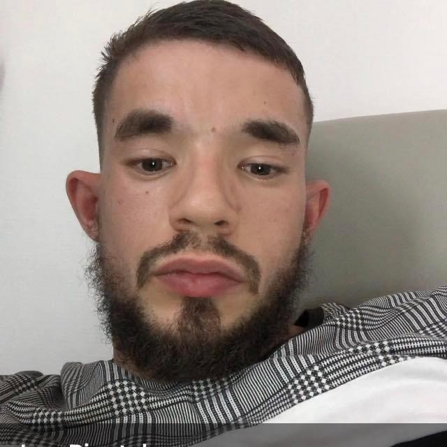 Profil de Ilyane, 27 ans, Rencontre Gay France à Ramasse