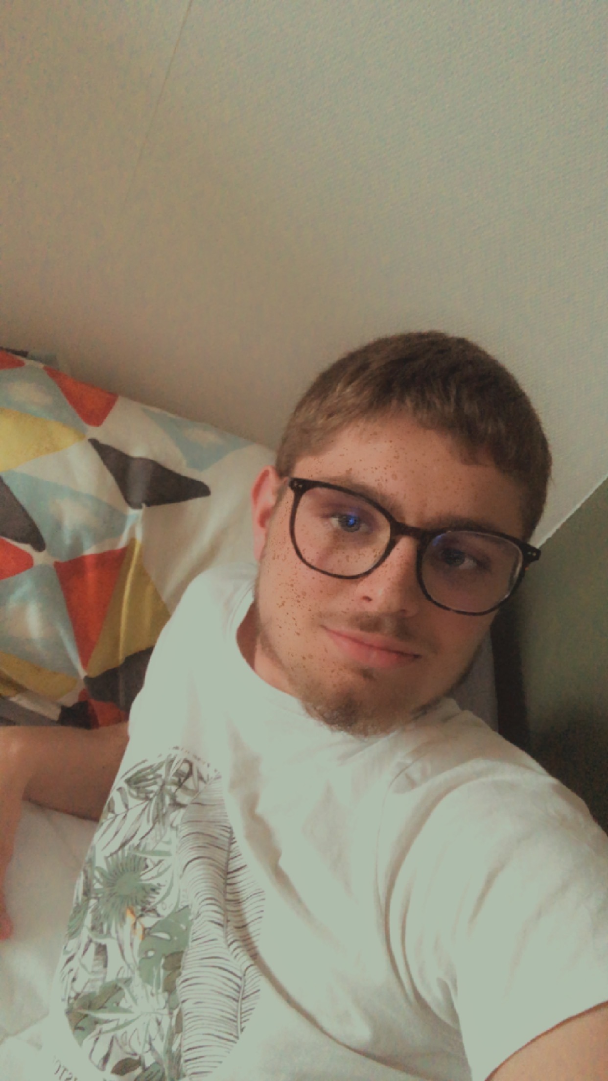 Profil de Djeffrey, 20 ans, Rencontre Gay France à Ivors
